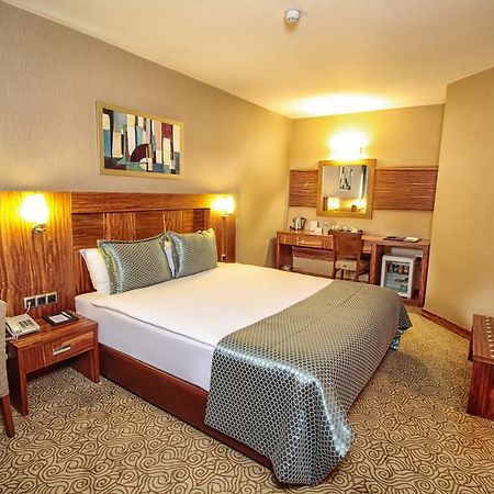 Adana Garden Business Hotel エクステリア 写真