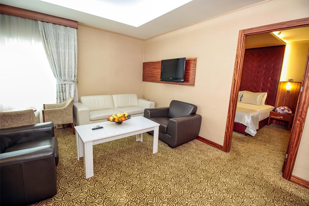Adana Garden Business Hotel エクステリア 写真