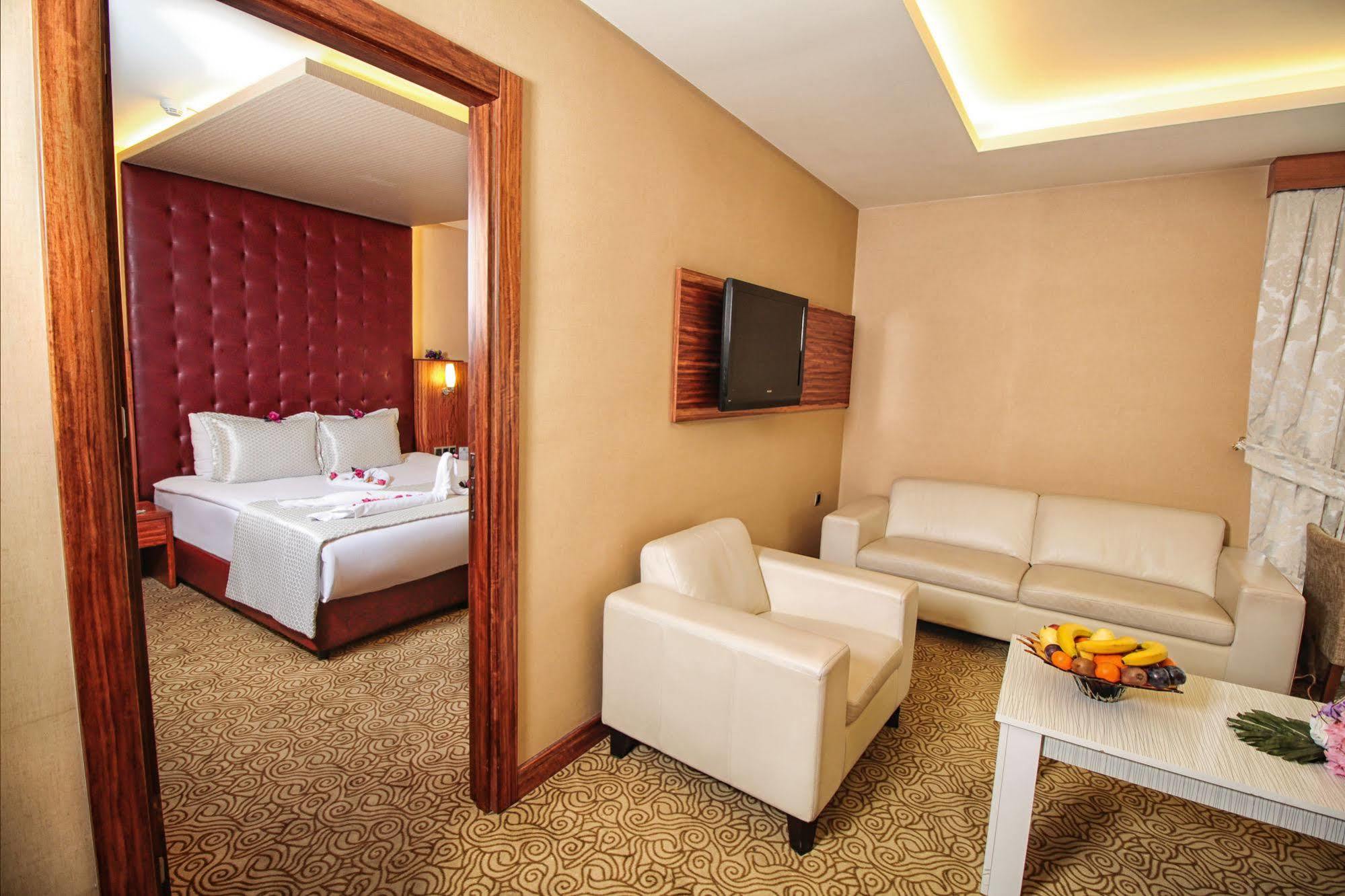 Adana Garden Business Hotel エクステリア 写真