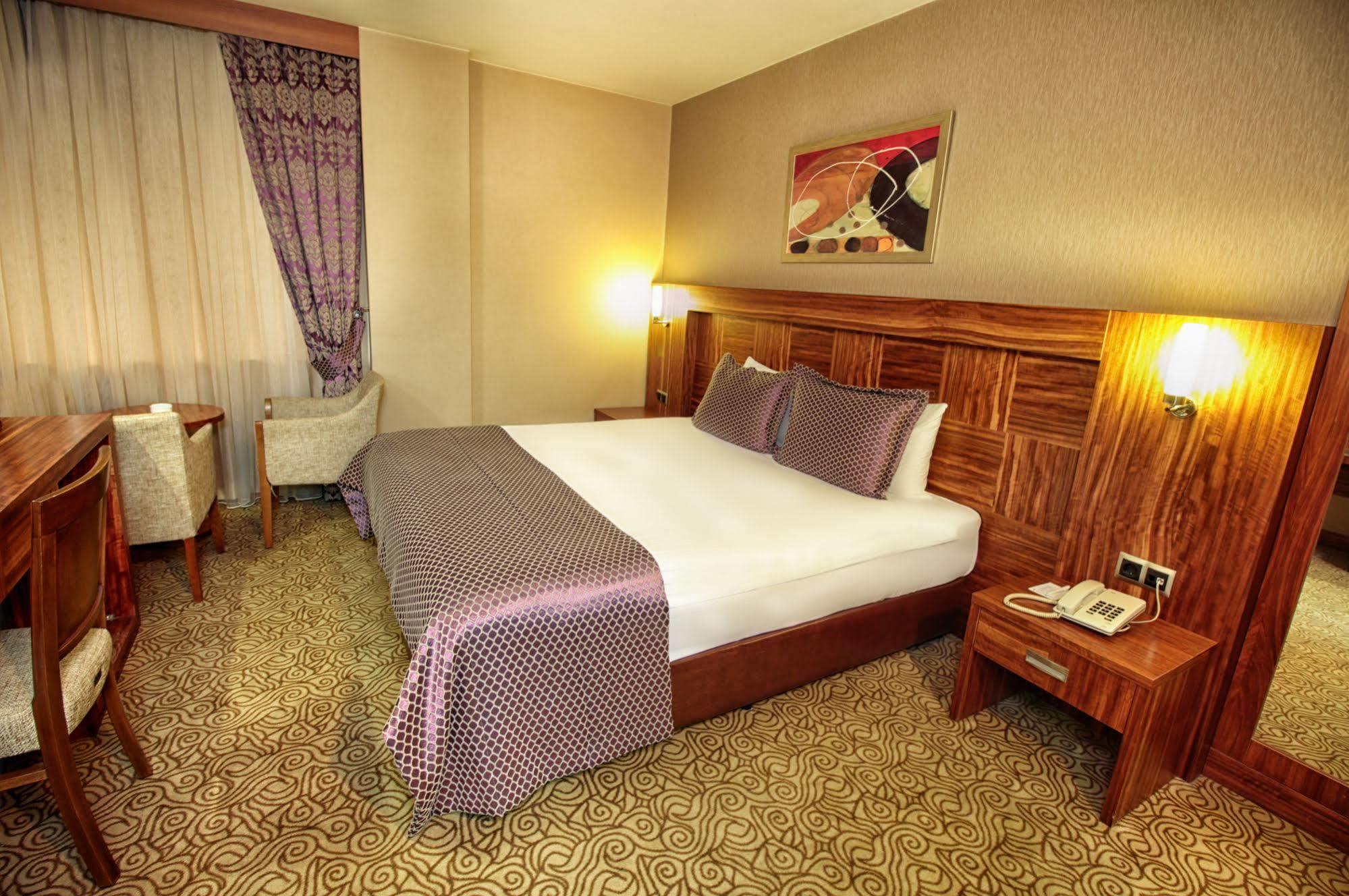 Adana Garden Business Hotel エクステリア 写真